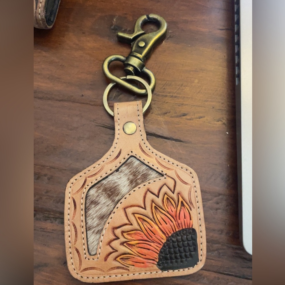 Western leather key chain, brand new